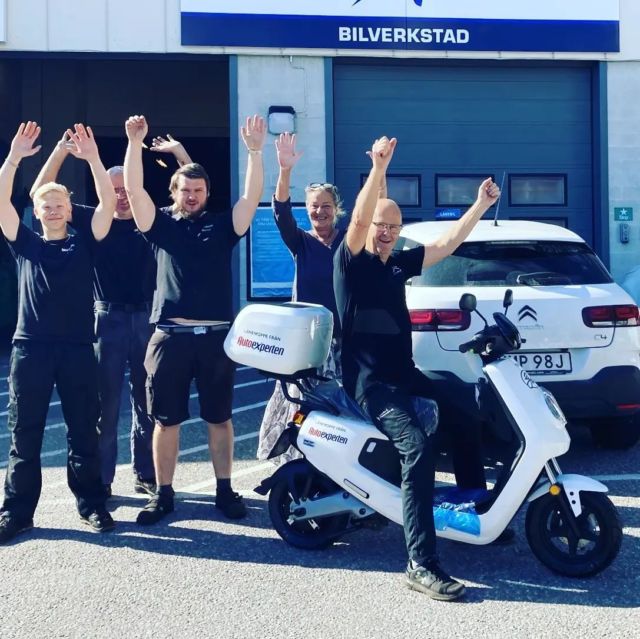 Vi har vunnit en elmoped! 🛵